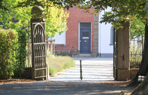 1V4A6451_Friedhof_(c) Pictures by Suse