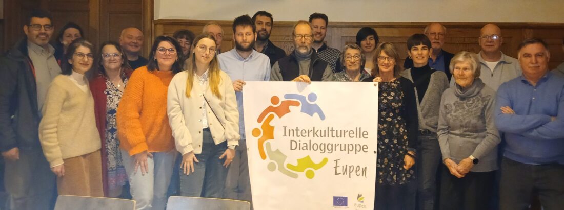 8_Dialoggruppe