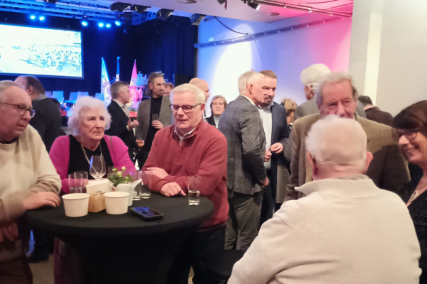 Gäste2_ba_zugeschnitten