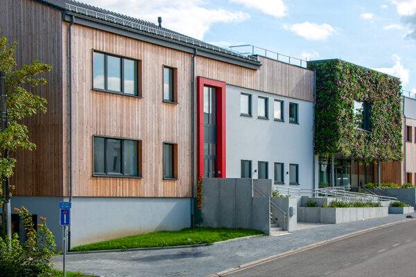 Gebäude Abendschule Zeitung