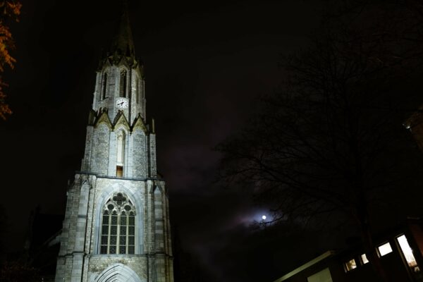 kirche unterstadt by night